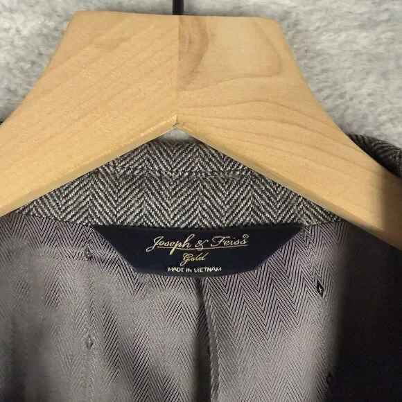 Joseph & Feiss Jacket Men 43R Gray Herringbone Blazer Lambs Wool Gold Sport Coat
